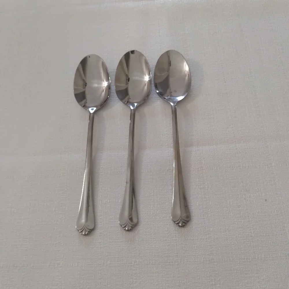 Potter and smith stainless flatware 3 teaspoons